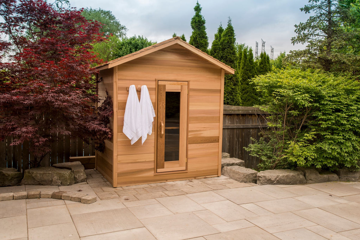 Cabin sauna front with glass door